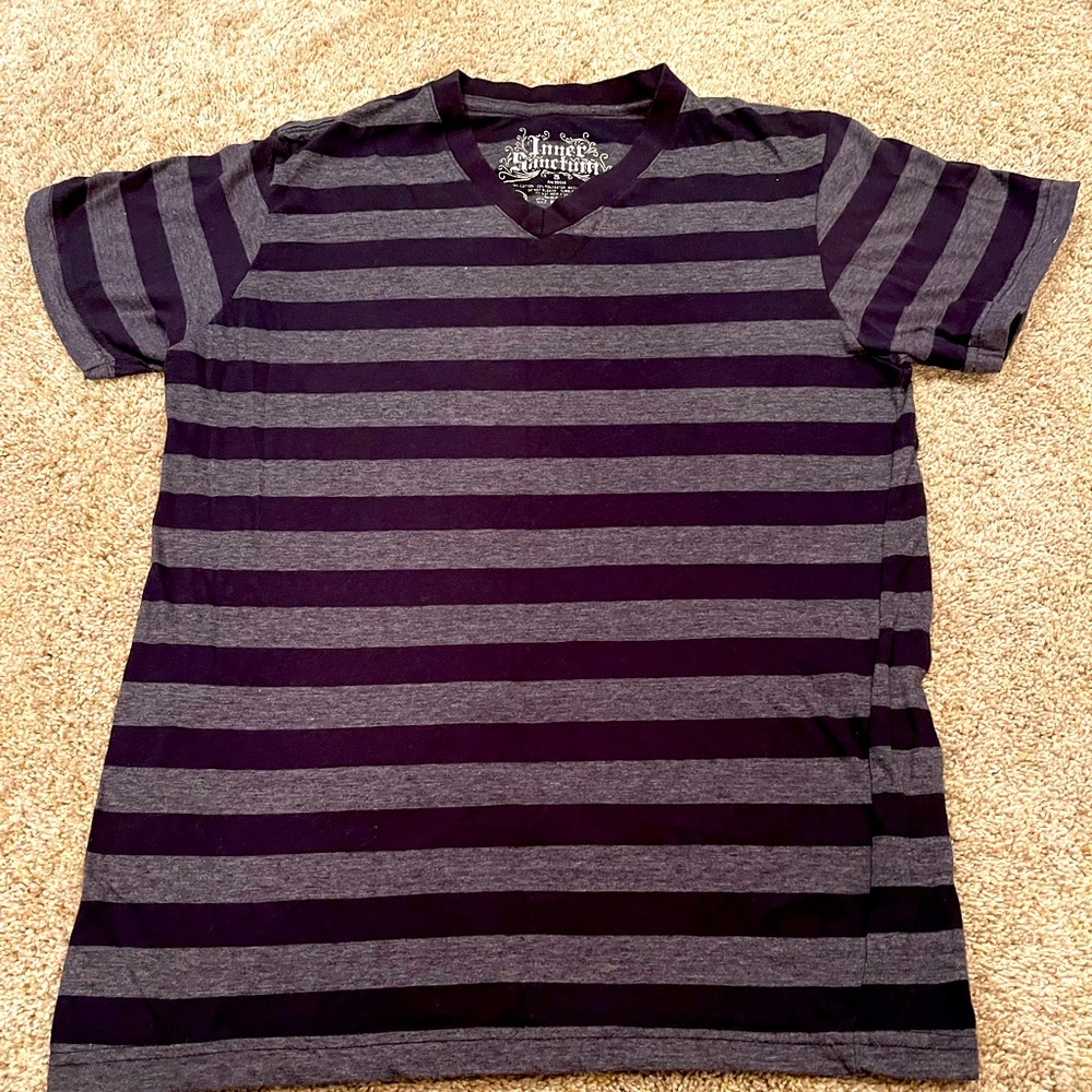 Inner Sanctum V-neck t-shirt